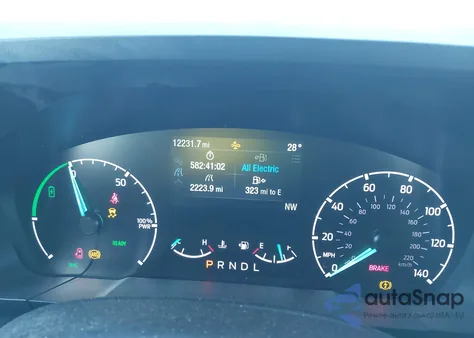 2024 Ford Maverick Xl z USA, uszkodzony, nr VIN 3FTTW8A39RRA77062